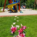 Gold بيت ضيافة Nová Lesná
