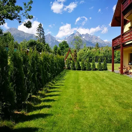 Gold بيت ضيافة Nová Lesná
